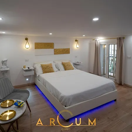 Arcum *